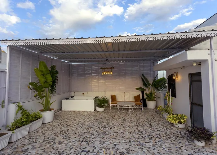 Aravali Villa Homestay With Rooftop Jacuzzi Udaipur